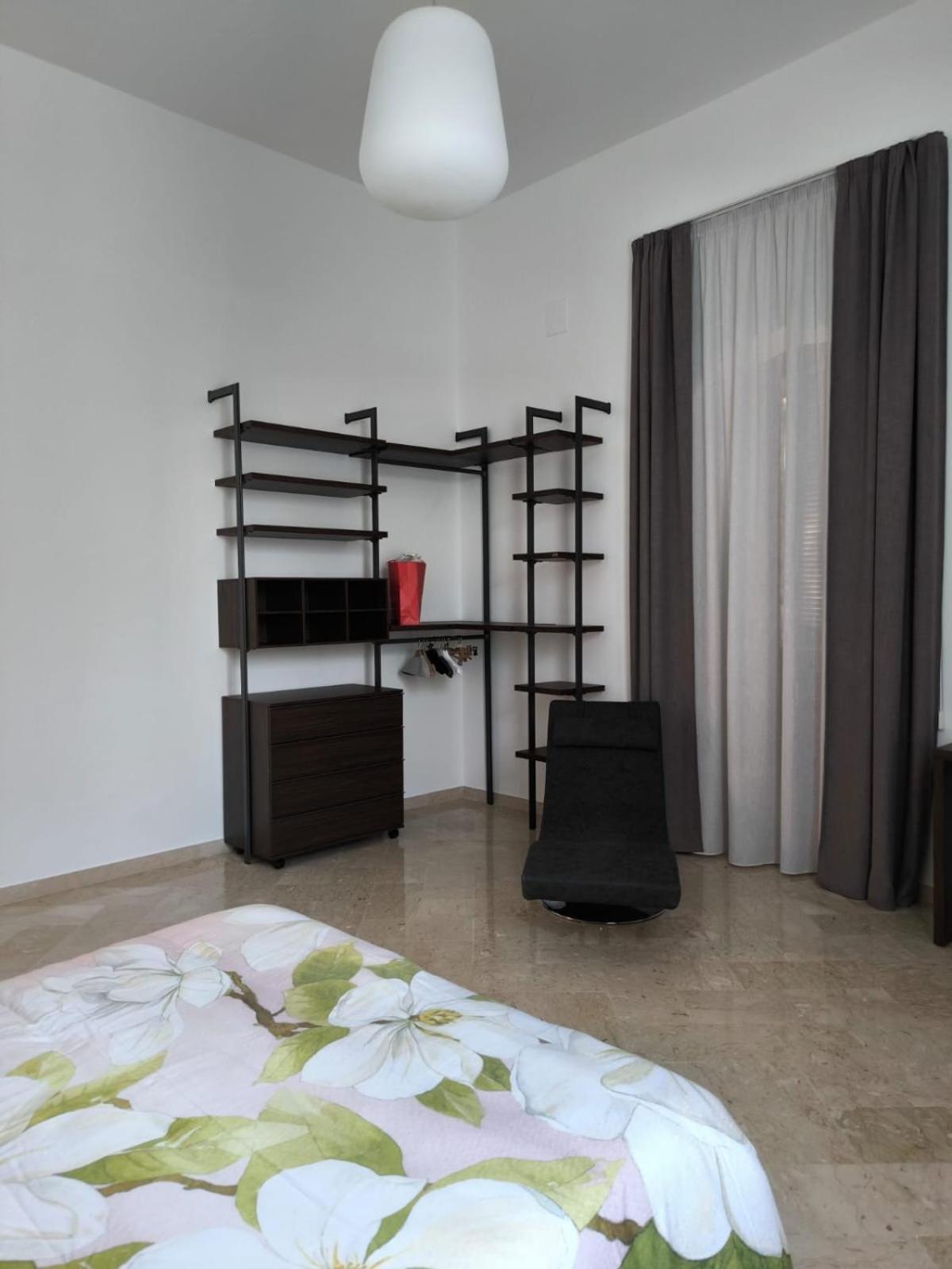 La Casa Rossa Apartment Brindisi Bagian luar foto